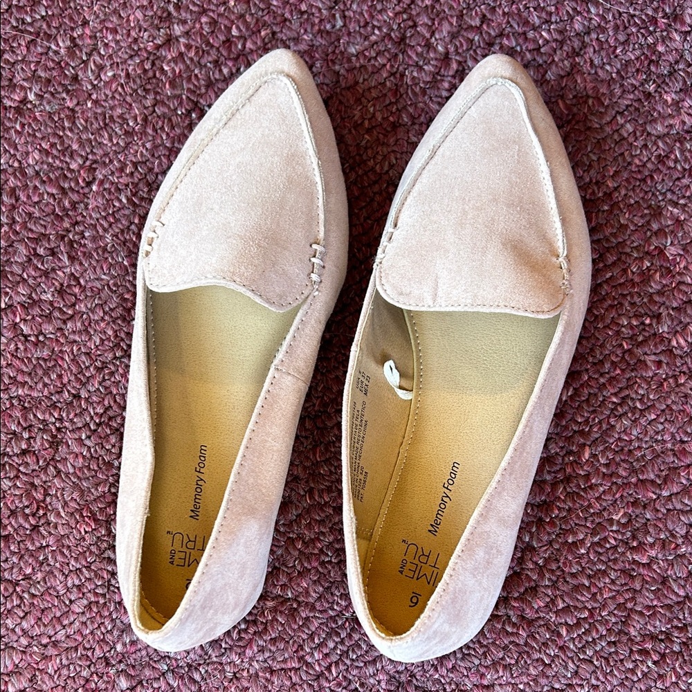 Time and Tru Women's dusty rose suede shoes